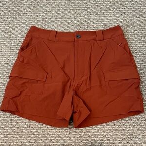 NWOT Alder Take a Hike Cargo Shorts - Women’s L - stretchy hike fun shorts